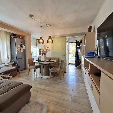 Nera Apartment